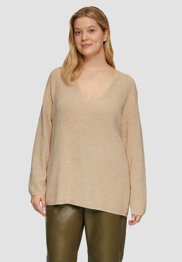 s.Oliver Jumper - beige