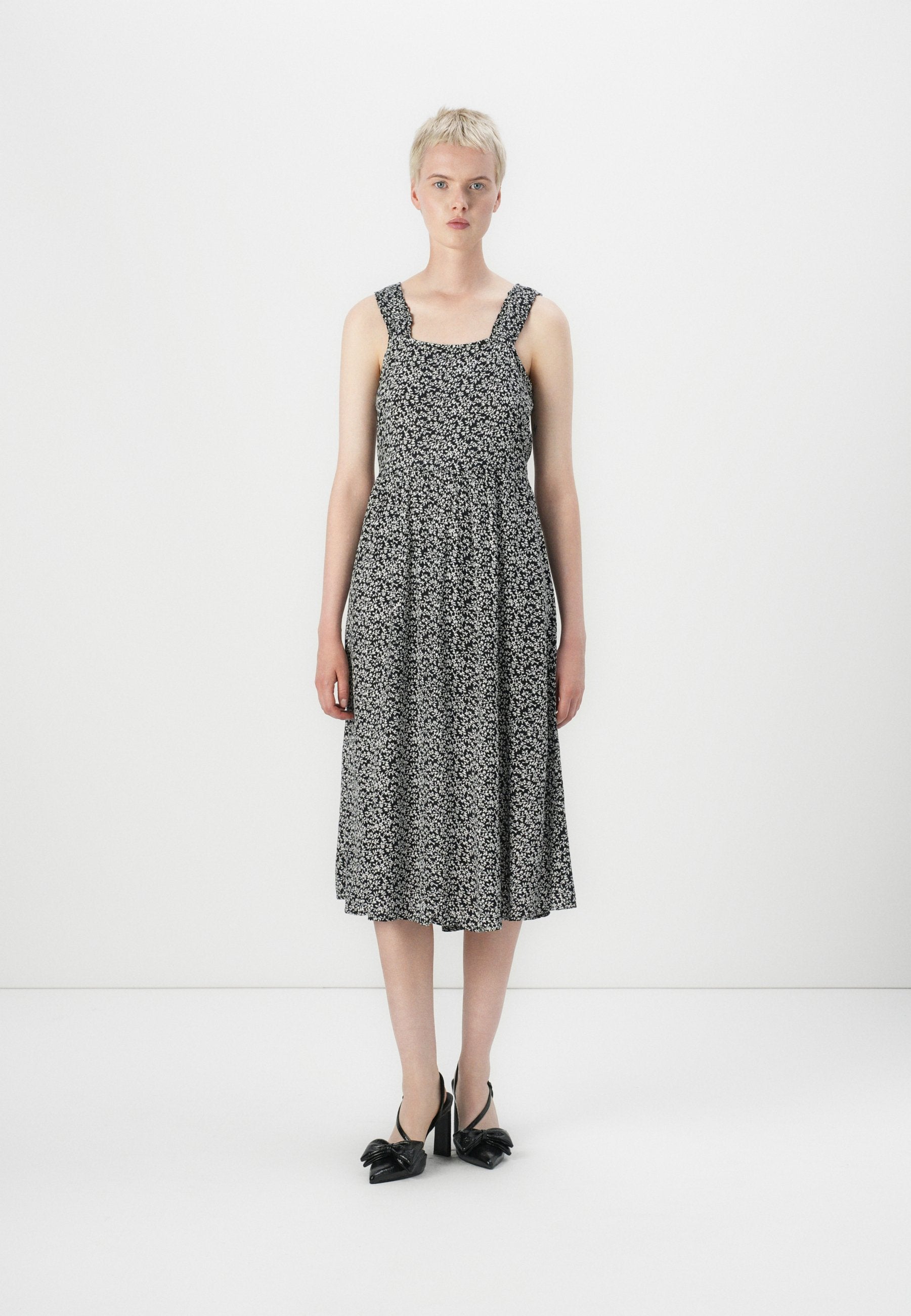 Pieces PCNYA MIDI DRESS