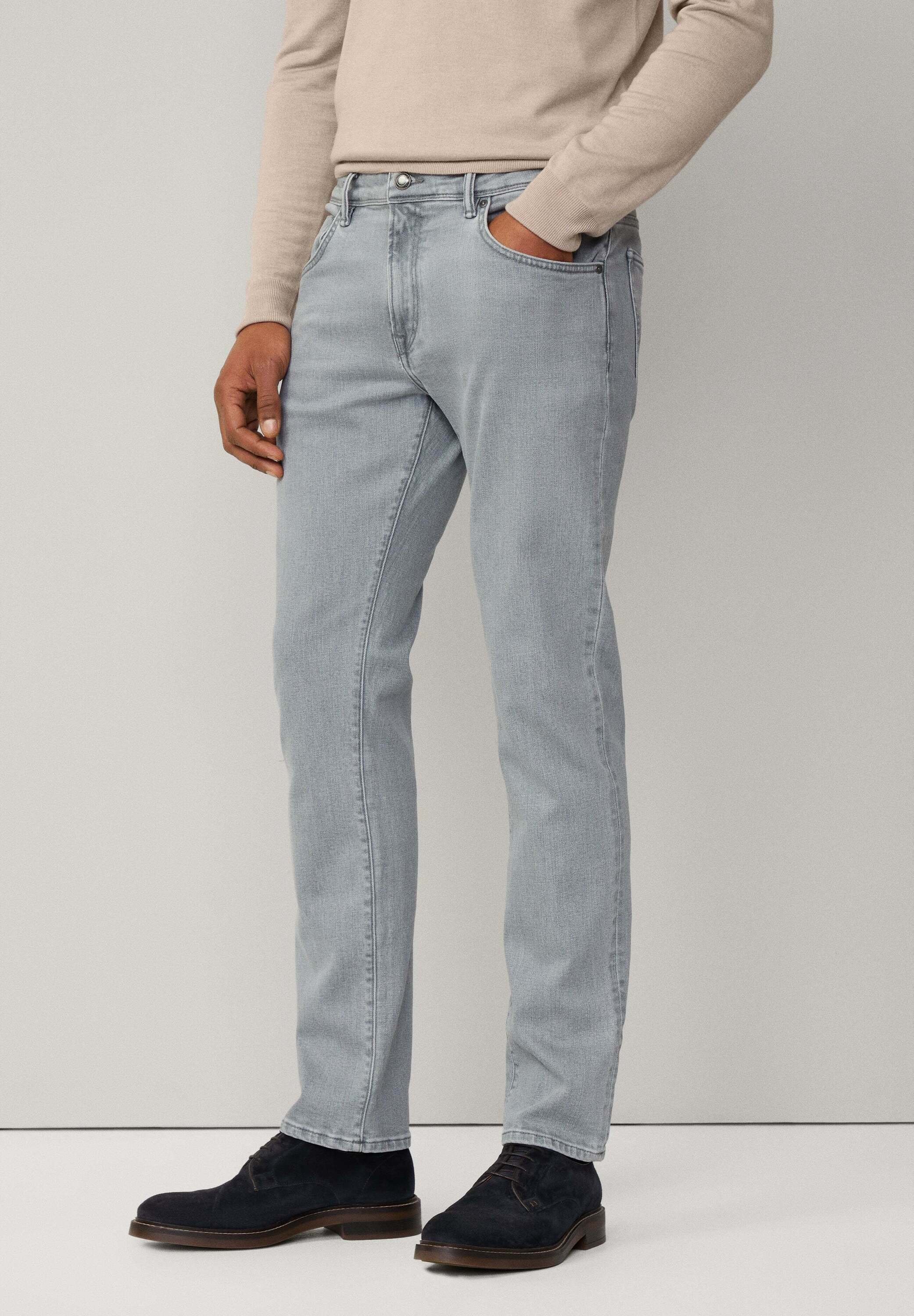 Hackett London