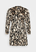 VMCLILLIAN NORA SHORT DRESS  - Vero Moda Curve - View 1