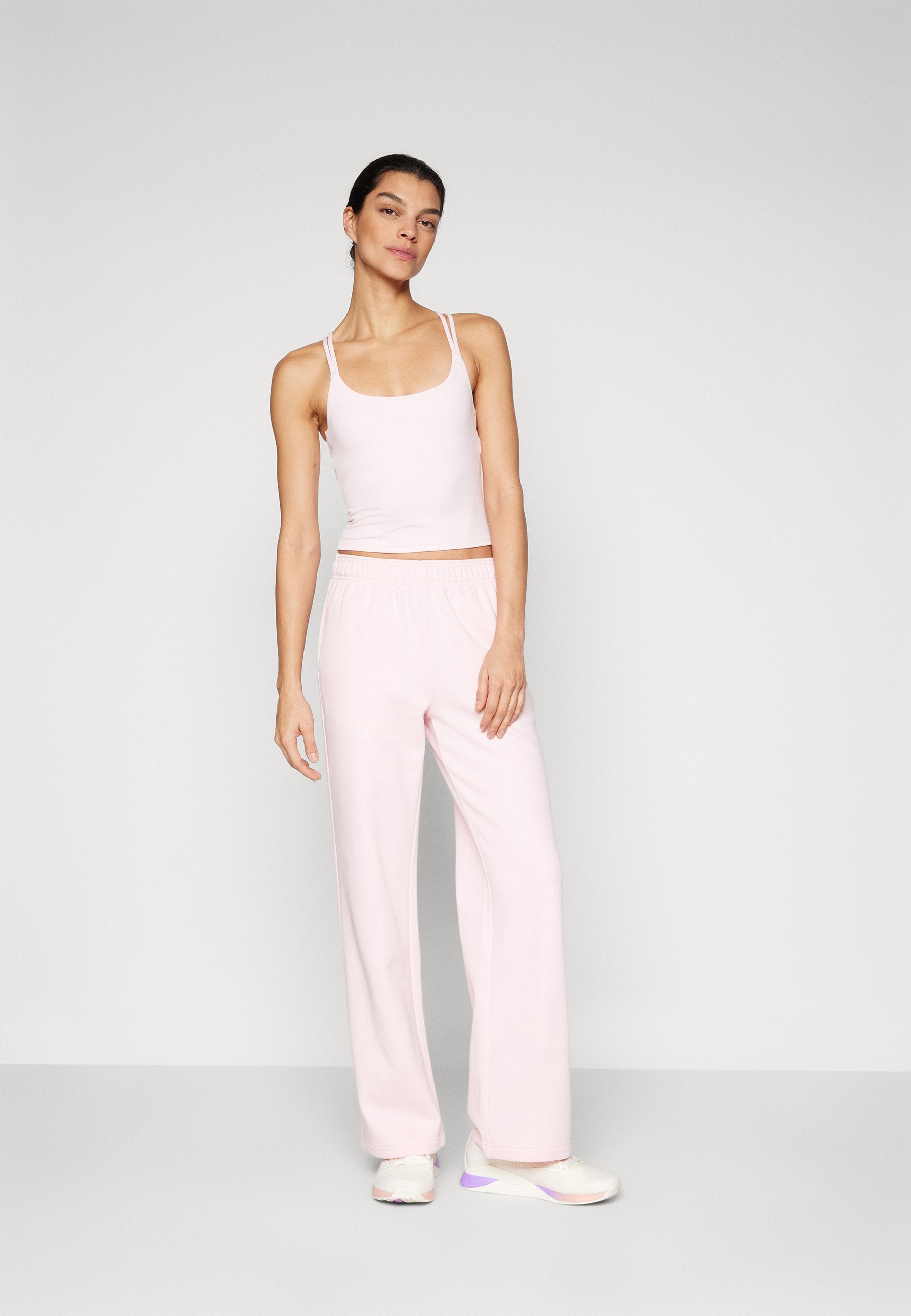 Fabletics COZY WIDE LEG SWEATPANT