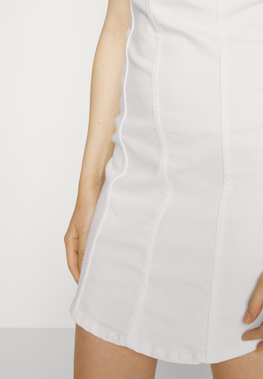 Neon & Nylon NEOSTELLA STRAP DRESS