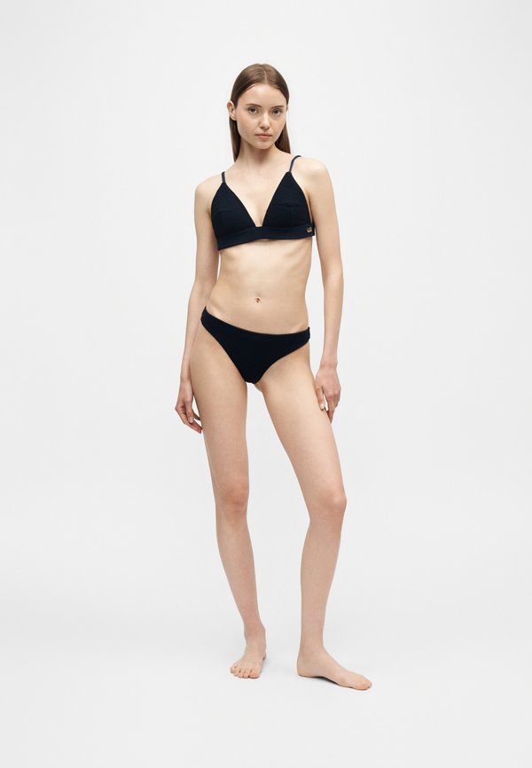 EA7 Emporio Armani SET