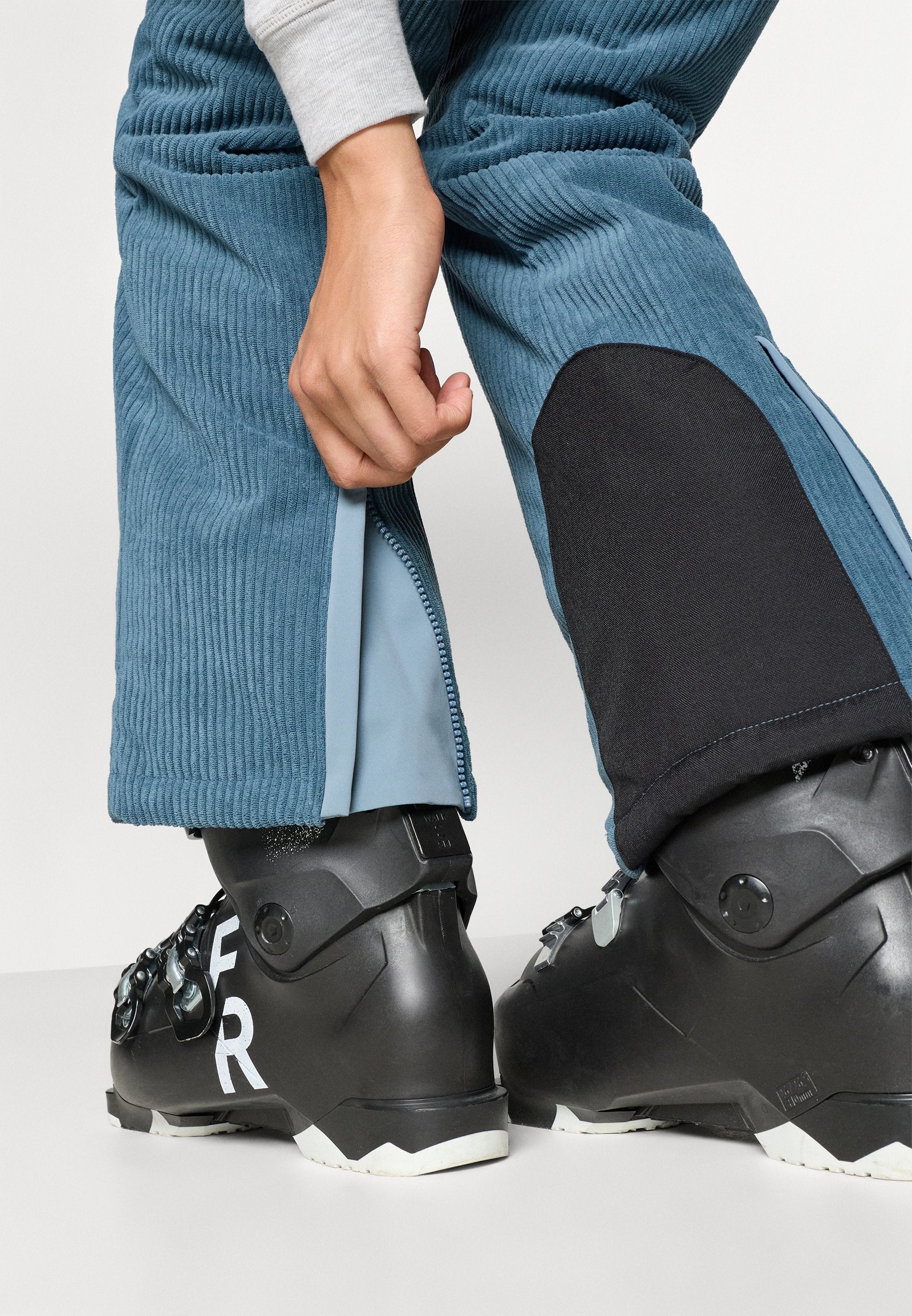 MORITZ FASHION PANT Media 5
