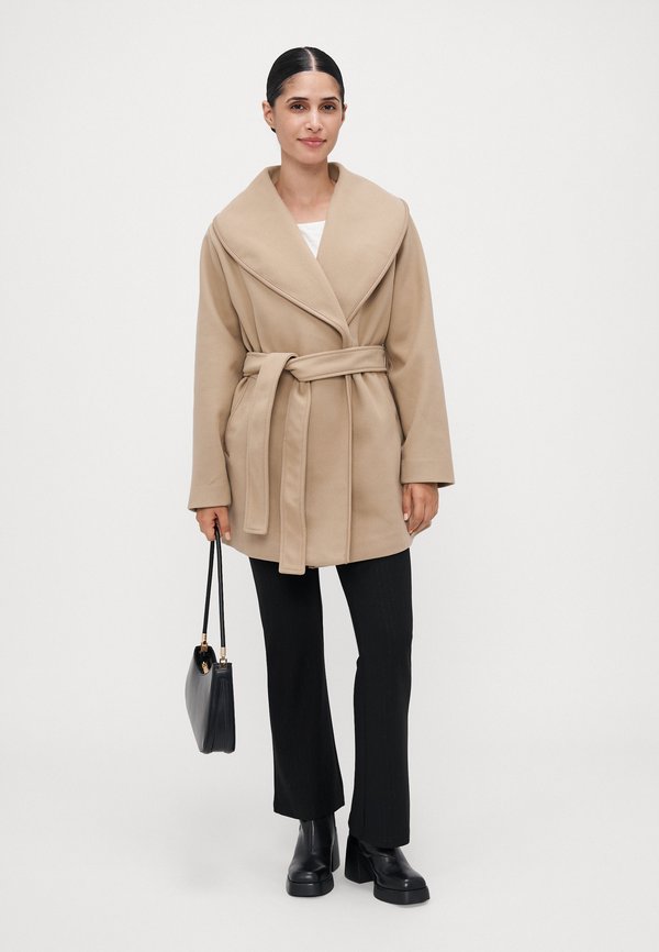 Vero Moda Petite VMCLAUDIA