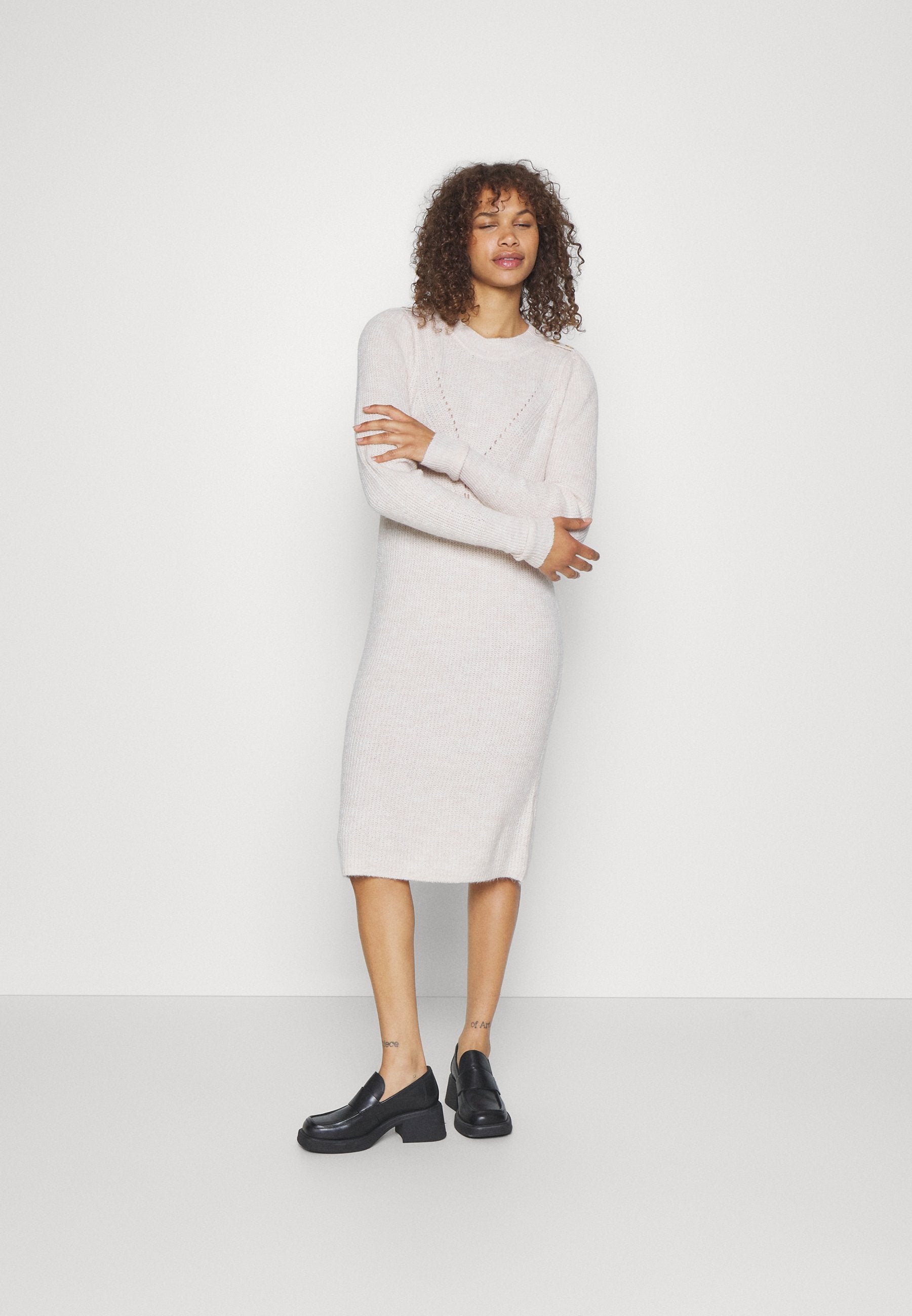 ONLCYRUS BUTTON DRESS Media 2
