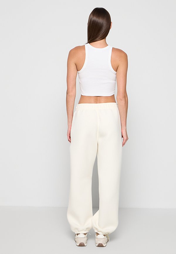Calvin Klein RELAXED FIT