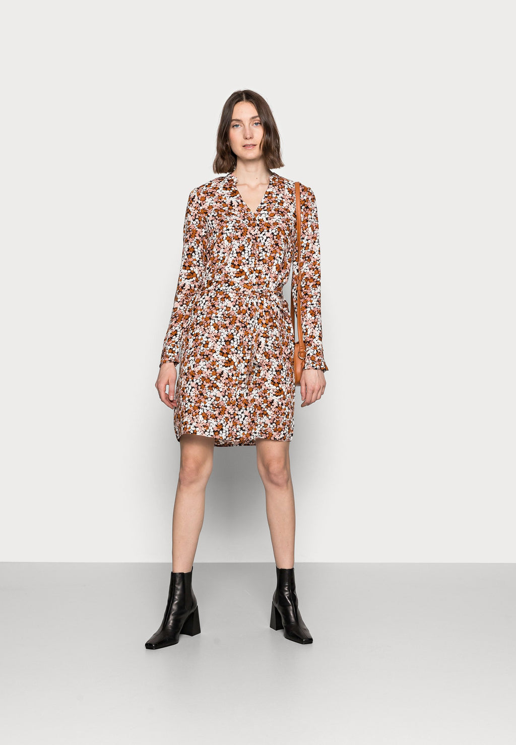 PIECES Tall PCFRIDINEN DRESS