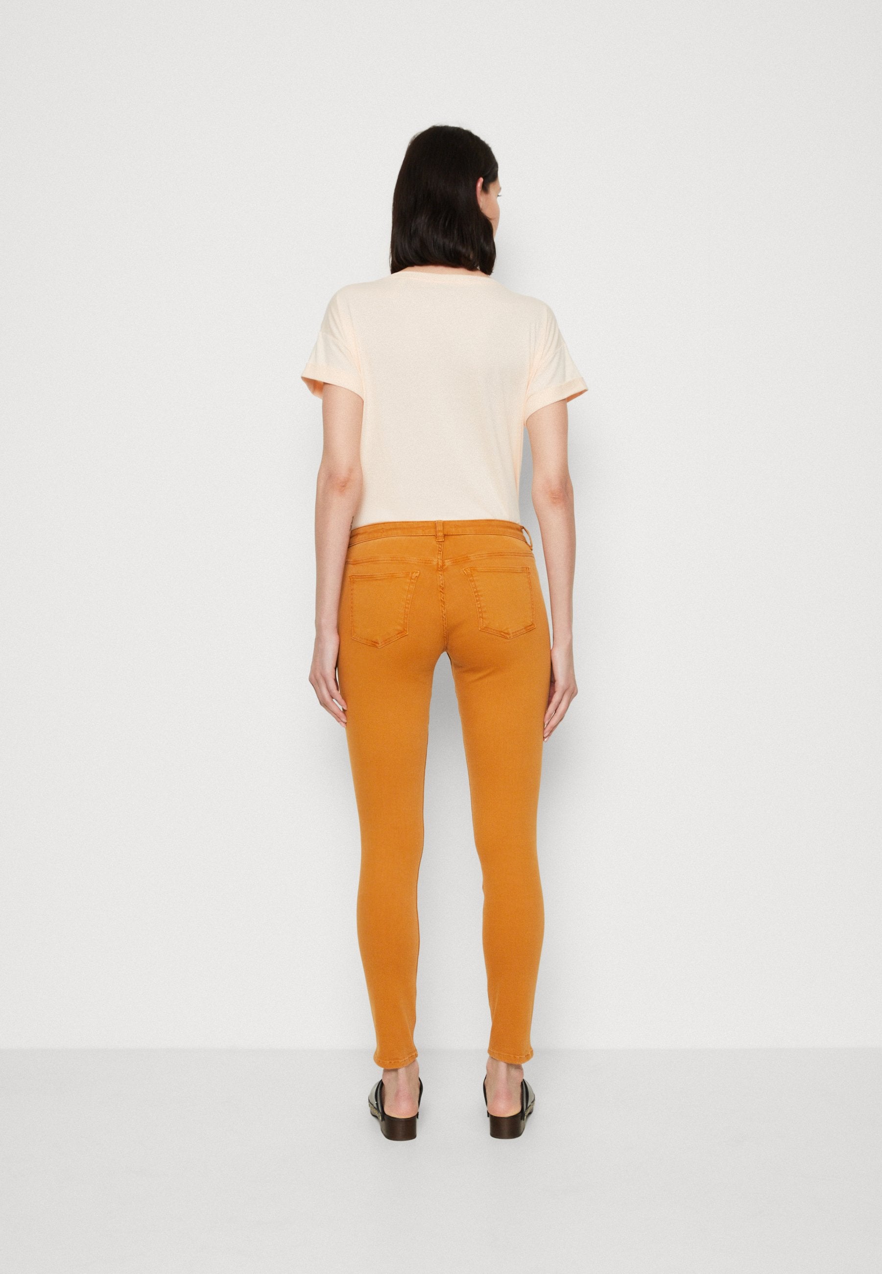 Esprit Jeans Skinny Fit Media 4