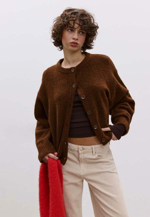 Stradivarius WIDE SLEEVE