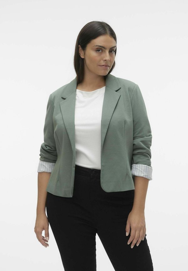 Vero Moda Curve VMCHARUKI - Blazer - laurel wreath