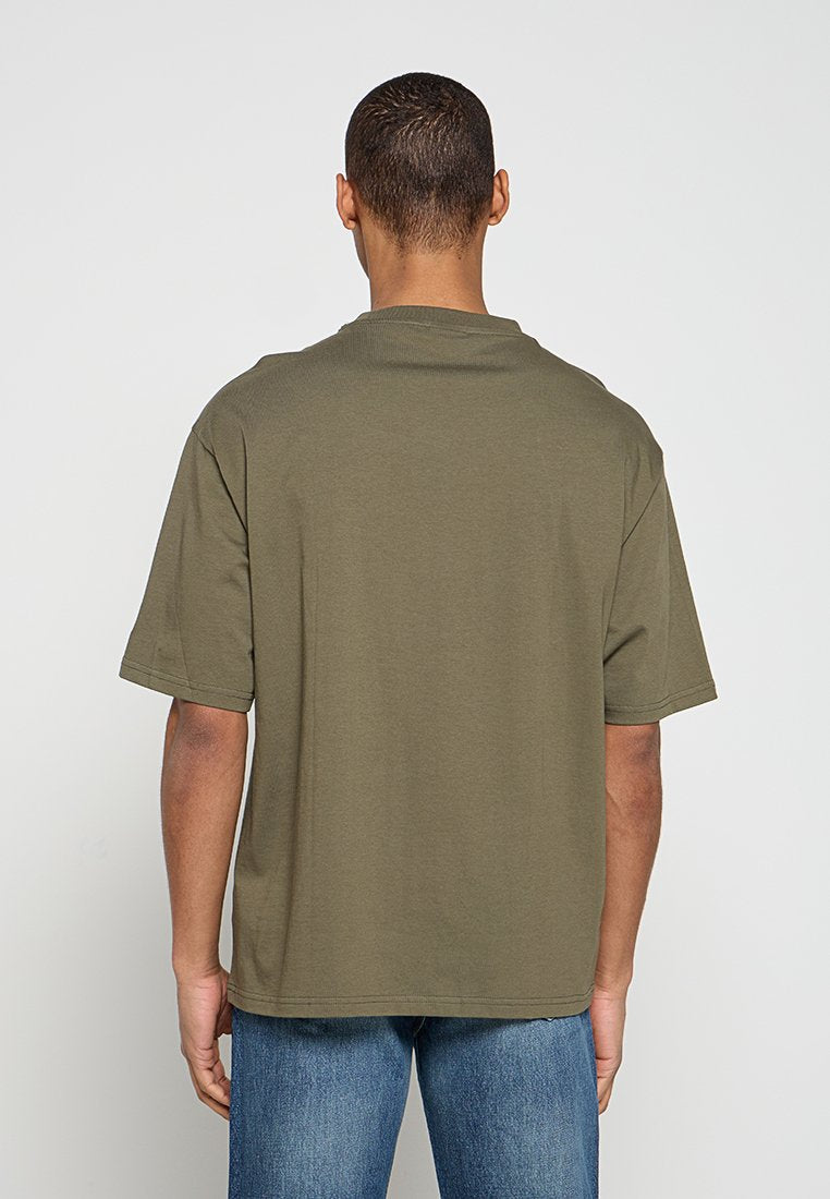 New Era OVERSIZED