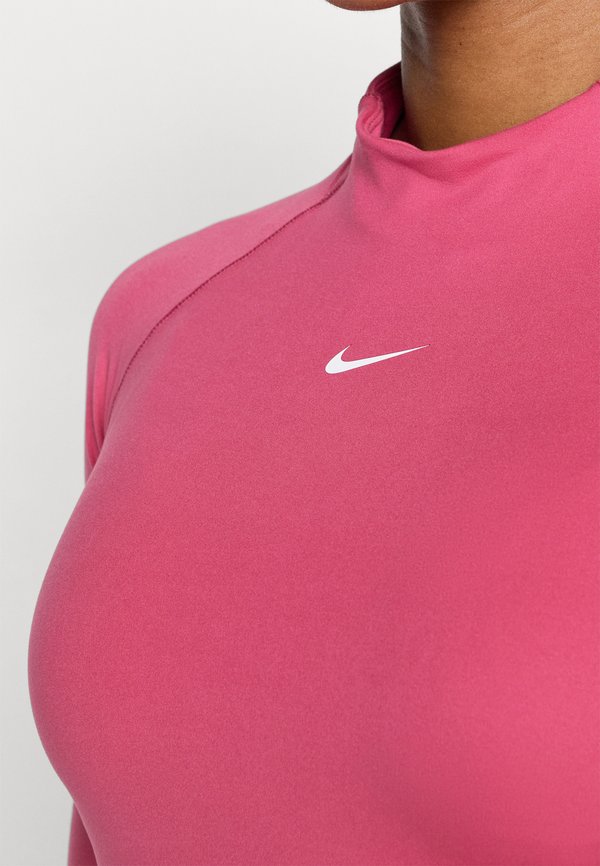 Nike Performance WARM