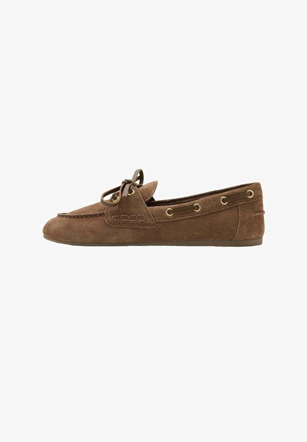 Mango ADULT - Boat shoes - brown