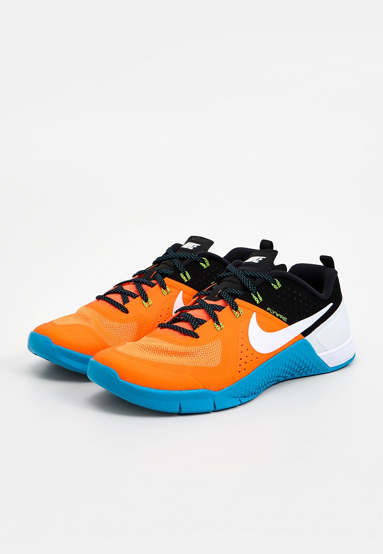 Nike Performance METCON 1