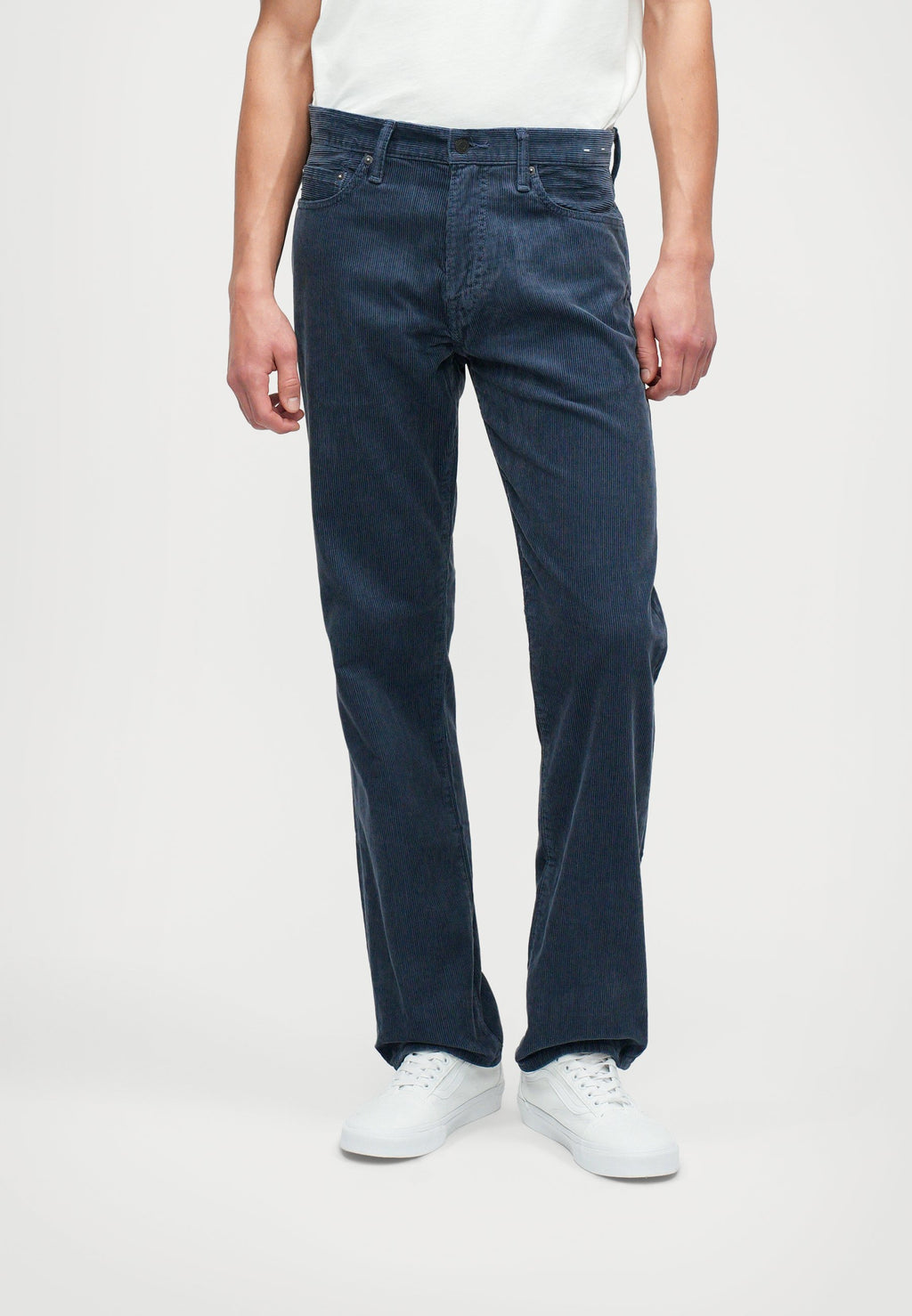 GAP RELAXED STRAIGHT