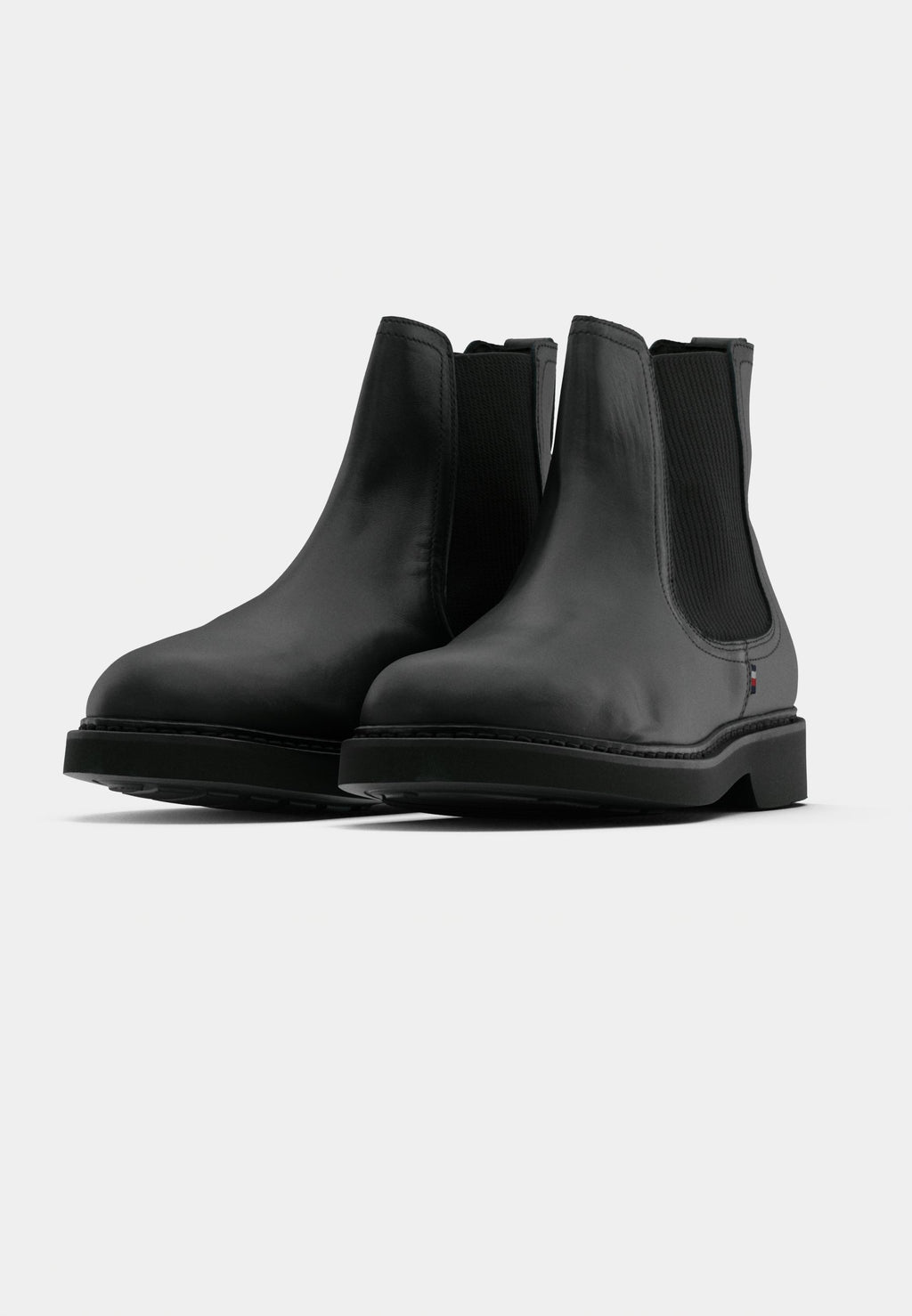 LIGHTWEIGHT LEATHER CHELSEA BOOTS Media 2