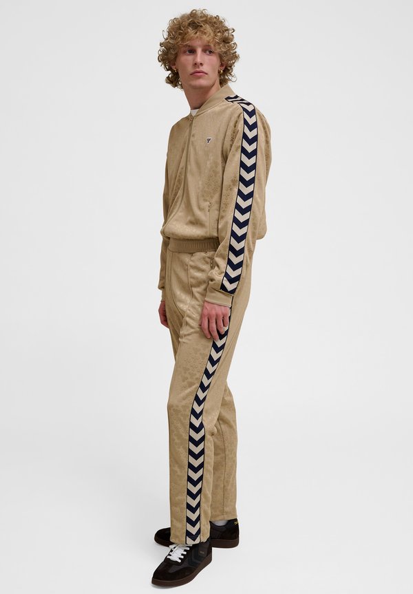 Hummel ARCHIVE REGULAR PANTS