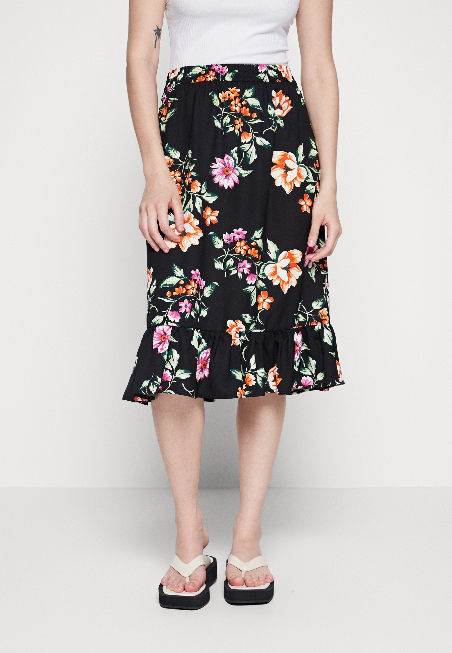 Pieces PCADNANA MIDI SKIRT