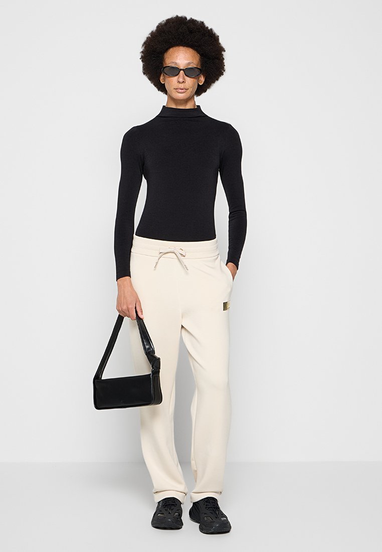 Armani Exchange Jogginghose Media 2