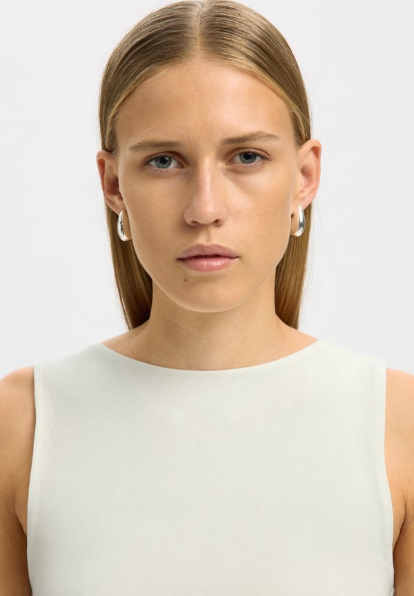 Selected SLFMANJA REVERSIBLE