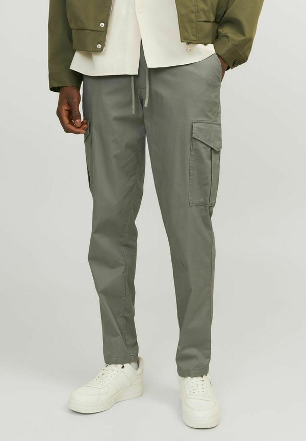 Jack & Jones KAROTTEN FIT