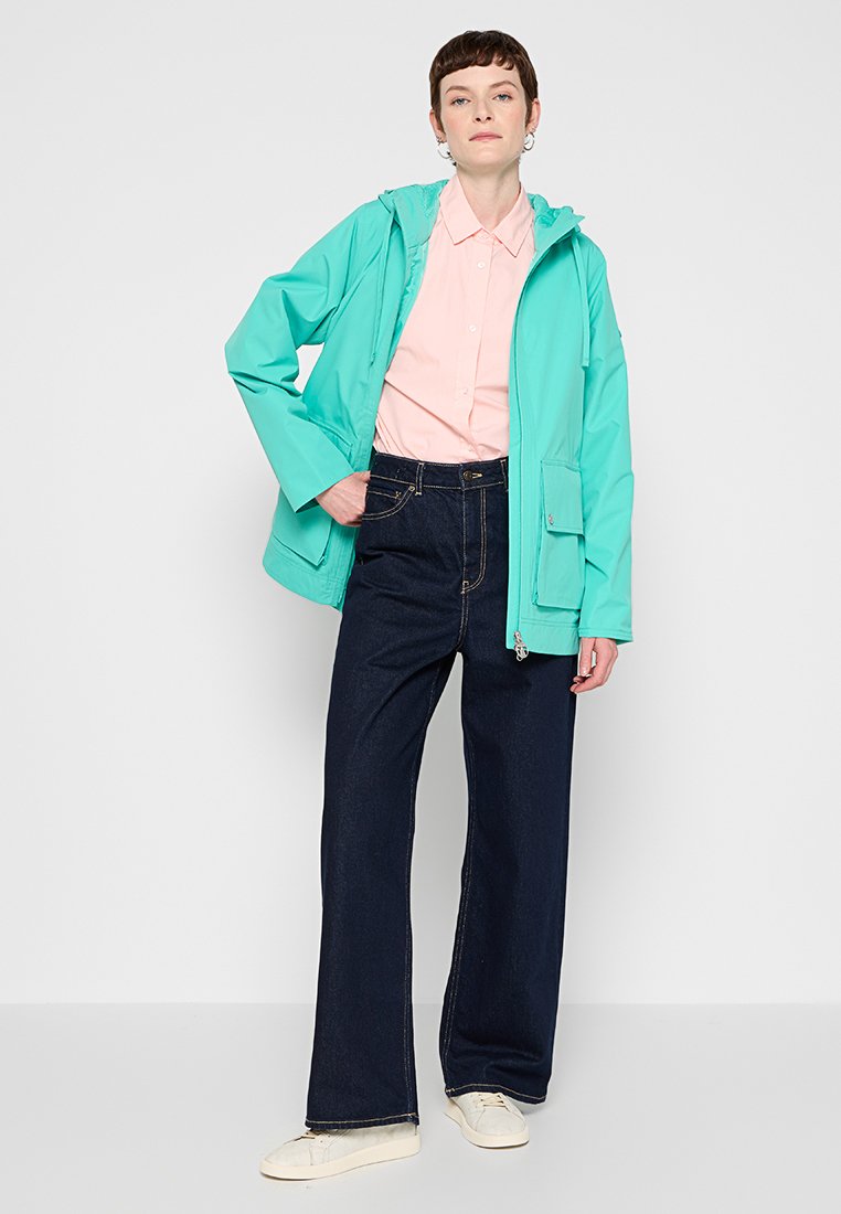 Barbour AZALEA