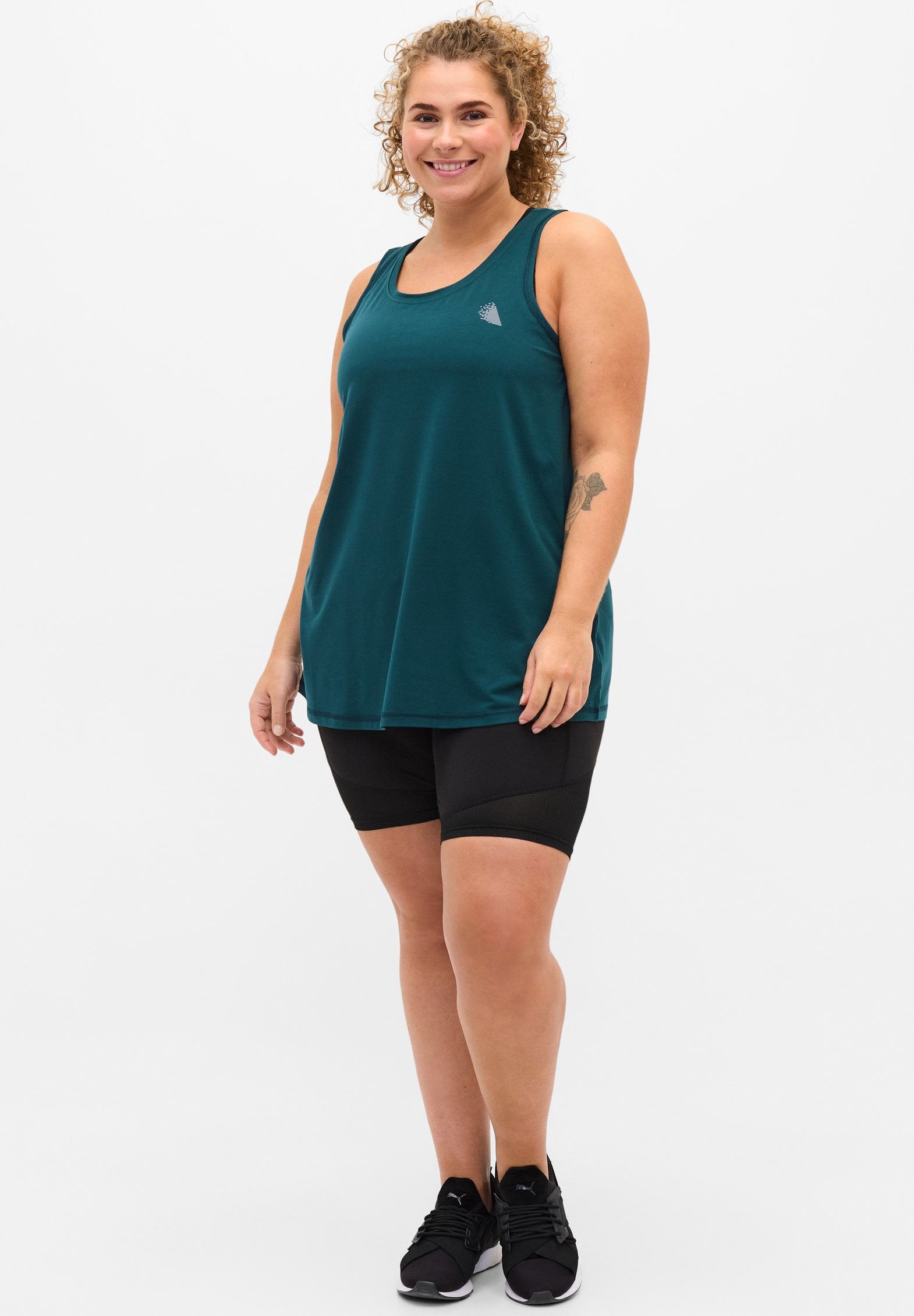 Active by Zizzi EINFARBIGES  MIT RUNDHALSAUSSCHNITT