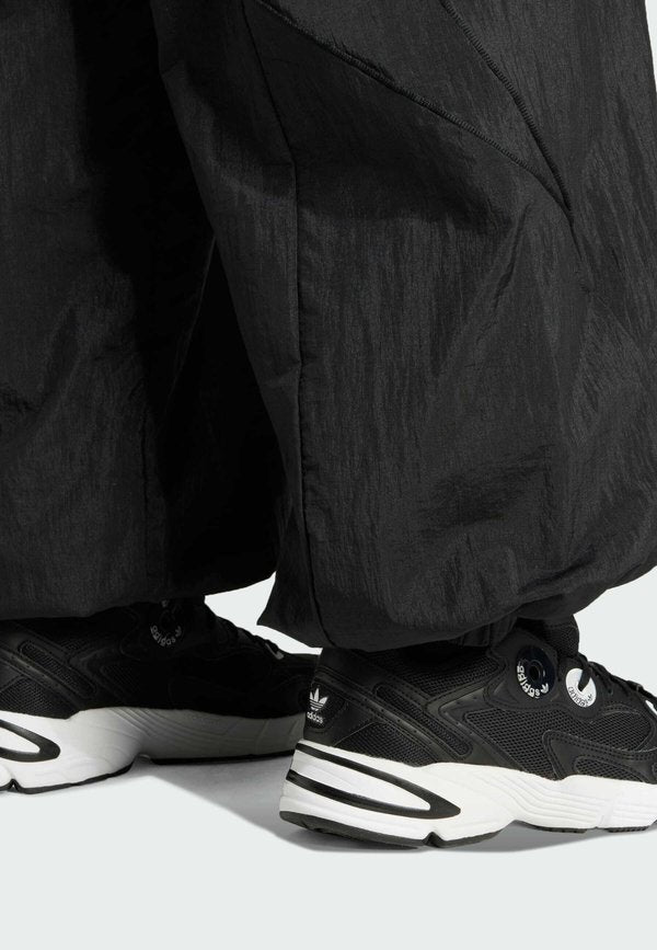 adidas Originals WIDE WOVEN