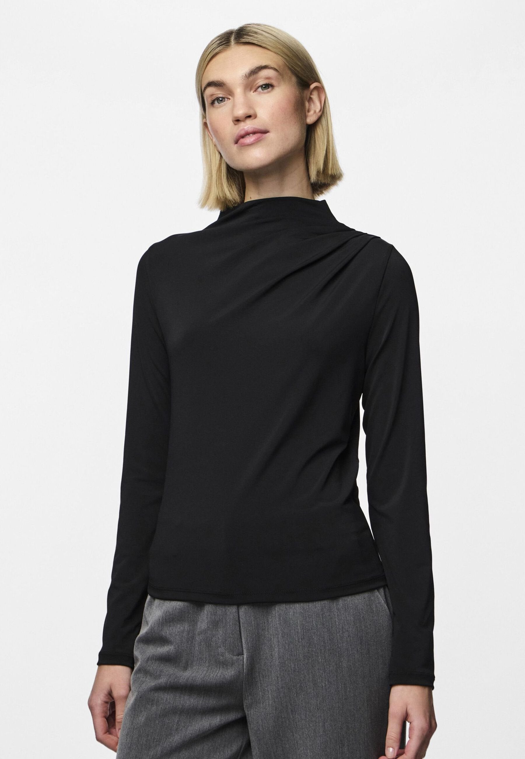 Pieces Long Sleeved PCMADISON