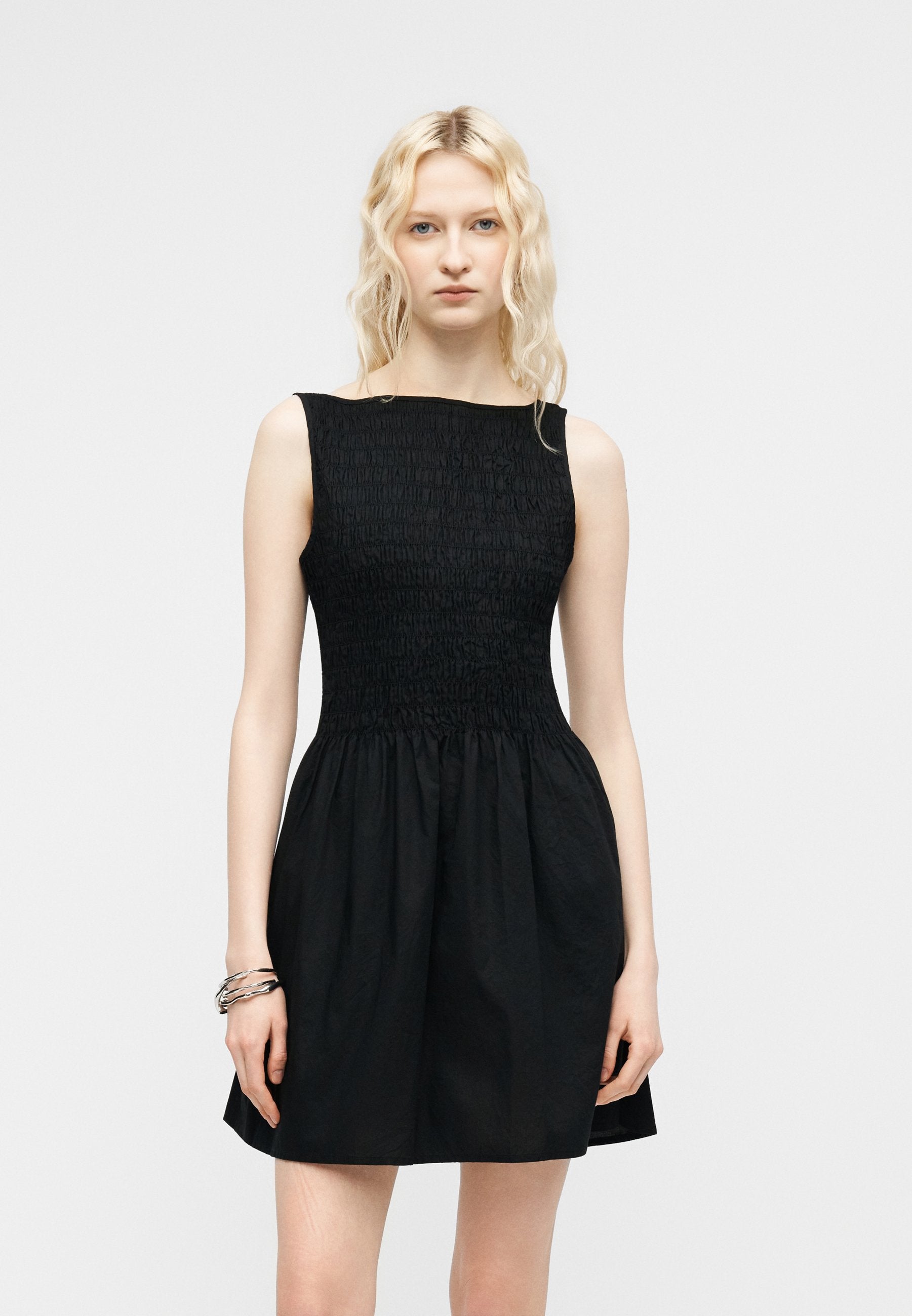 GAP SMOCKED DRESS