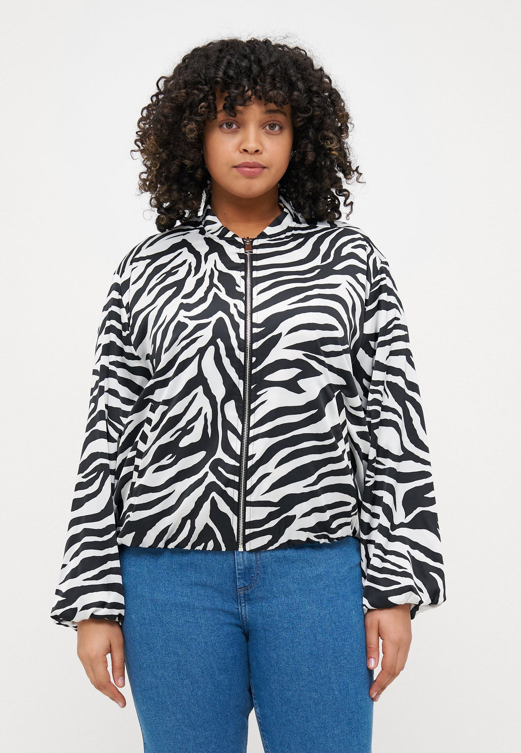 CARLUA JACKET Media 3