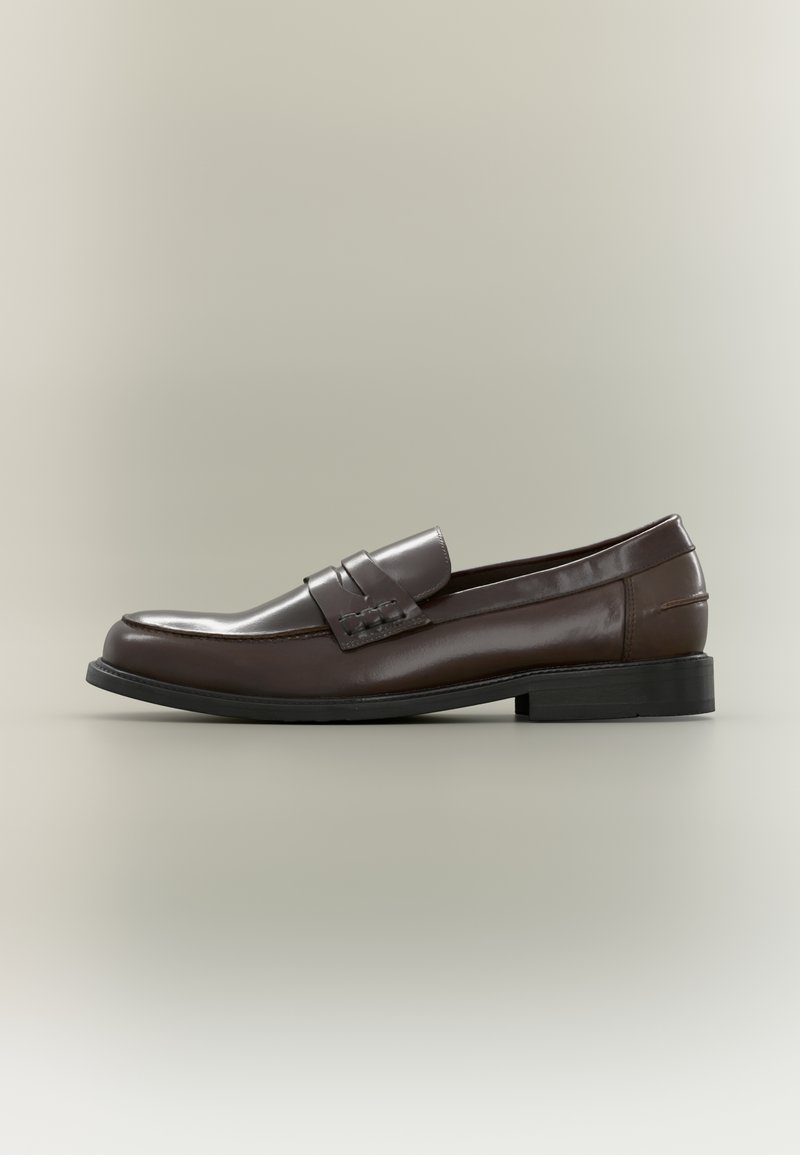 SAFREDDA LOAFERS Media 1