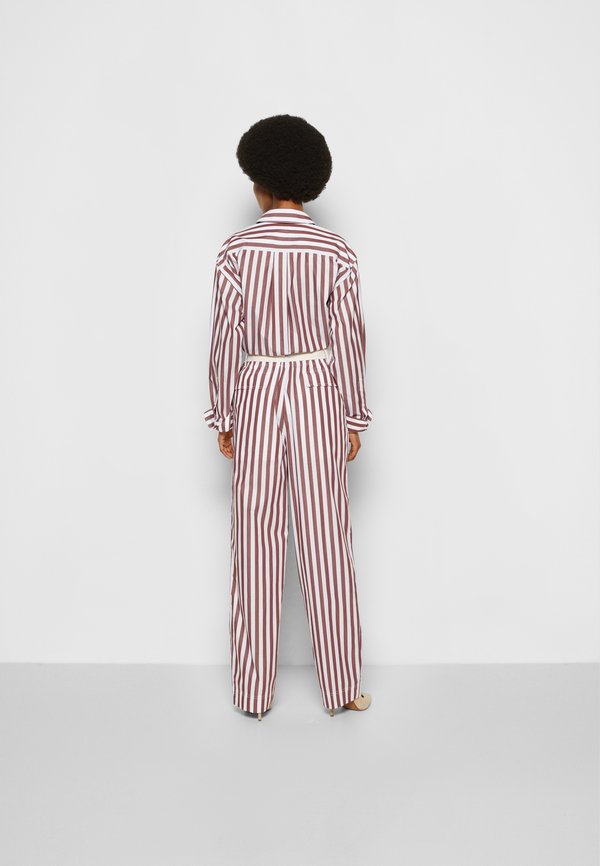 Victoria Beckham ELASTICATED WAIST TROUSER