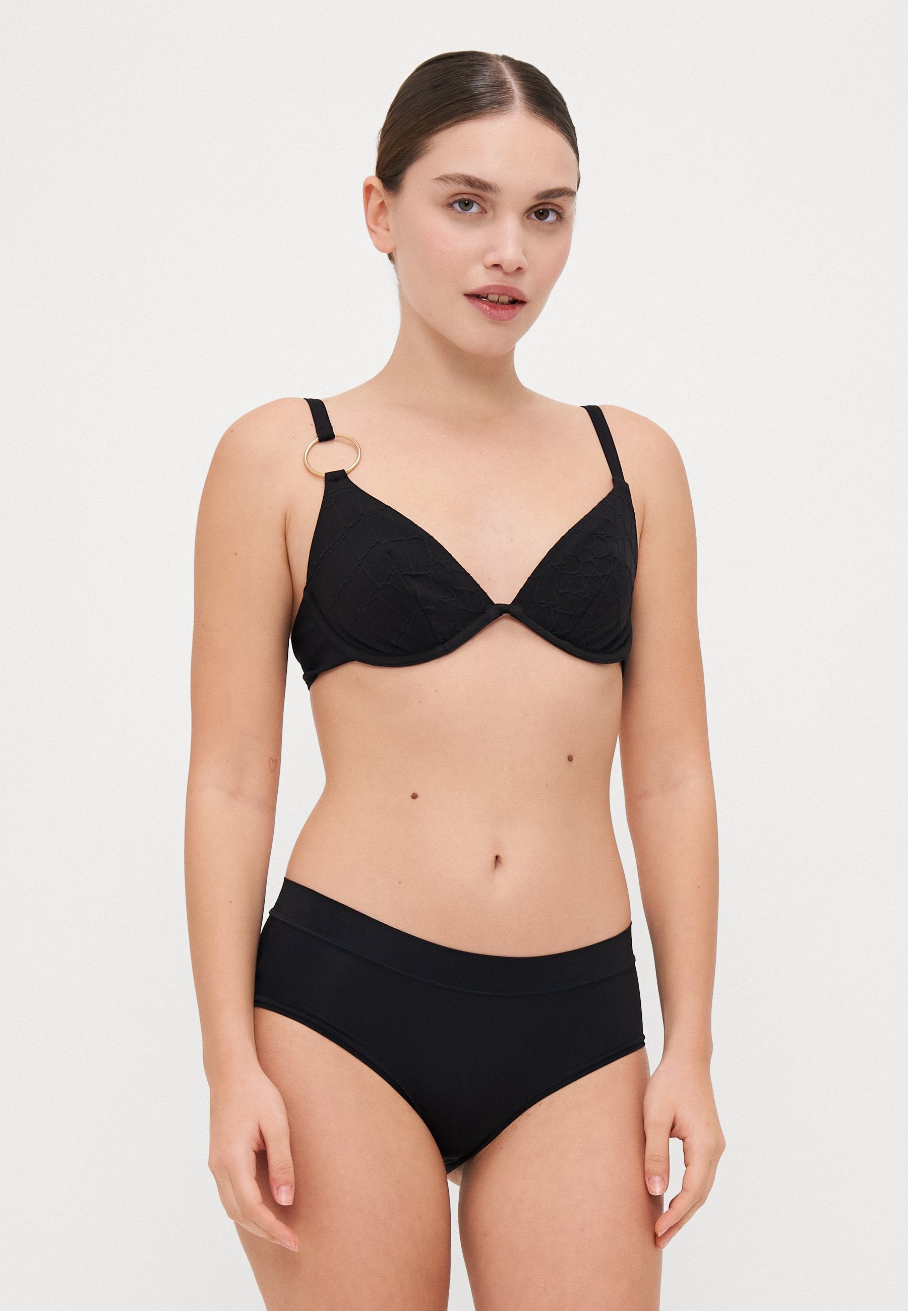 Chantelle PLUNGE UNDERWIRED BRA