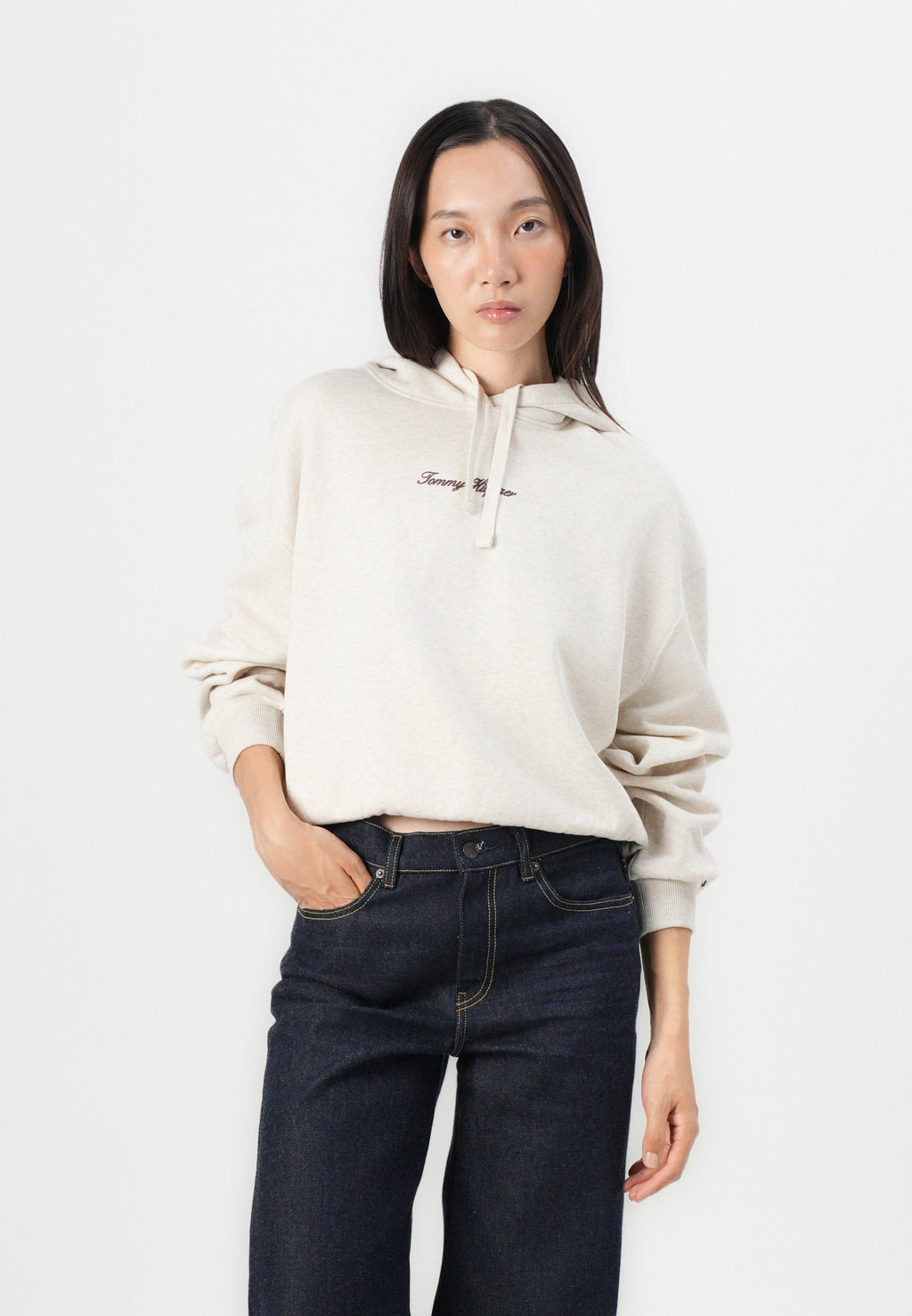 CLASSIC SCRIPT HOODIE Media 5