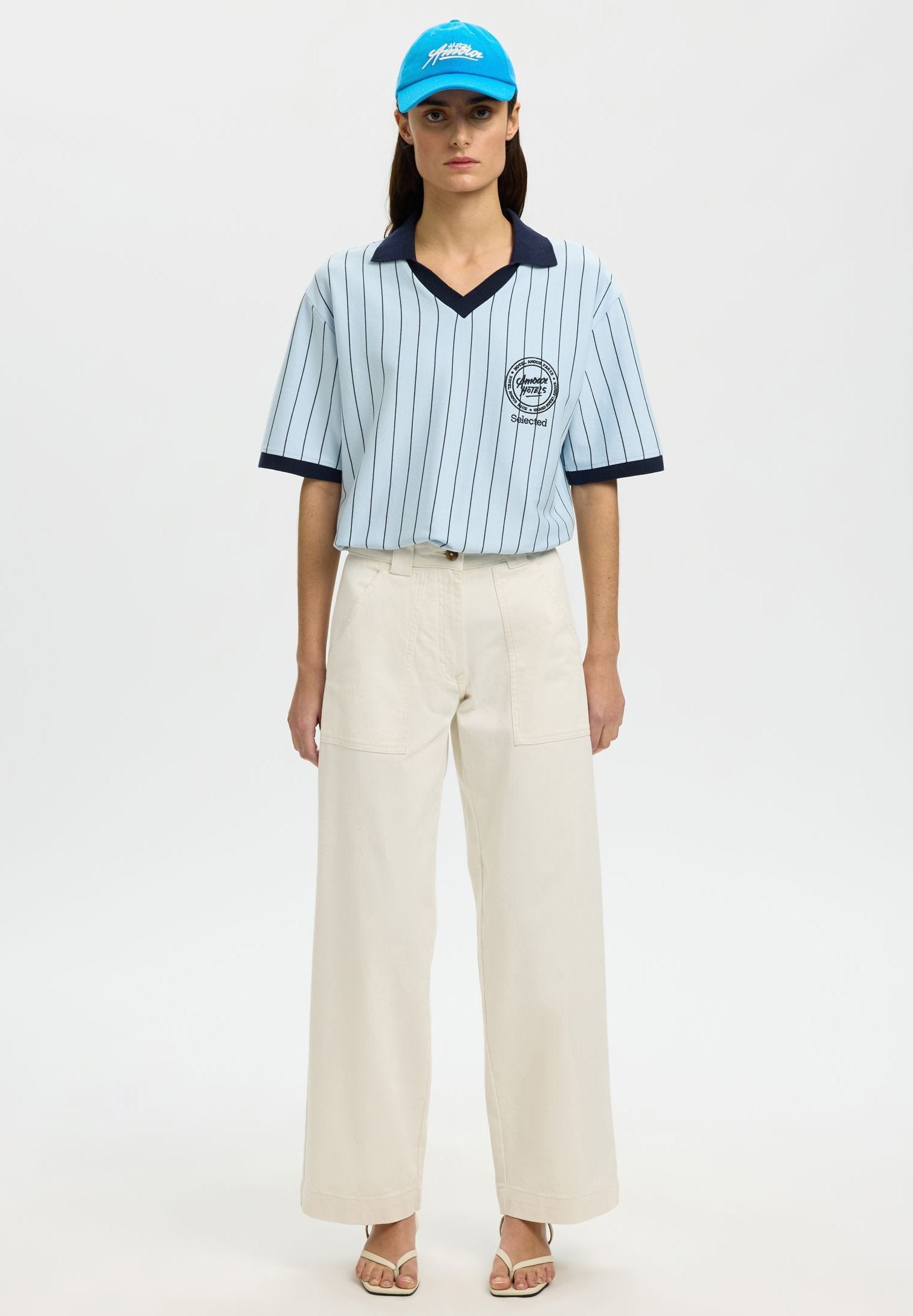 Selected SLFCAYA AMOUR