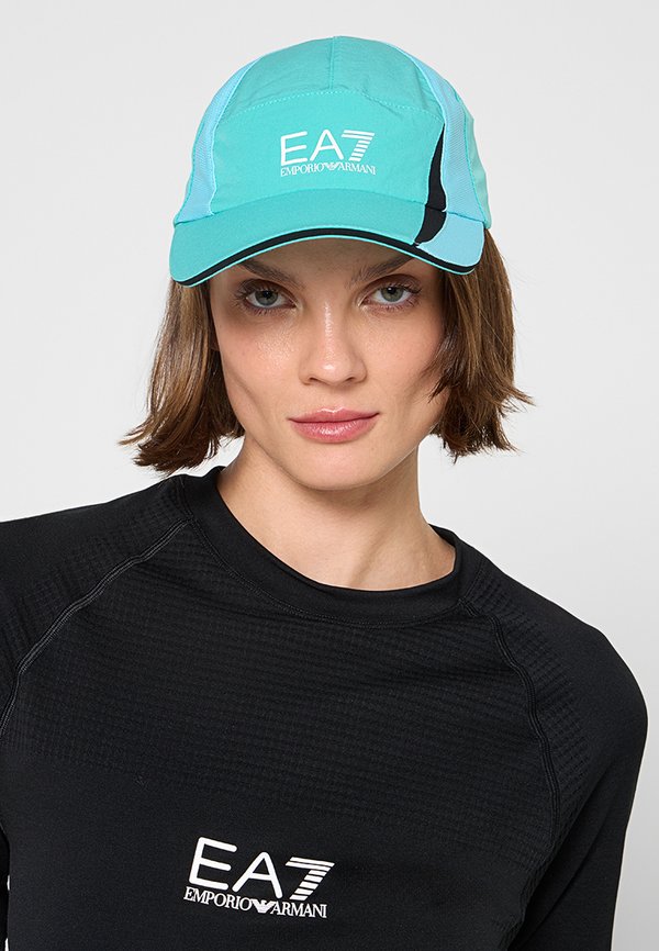 EA7 Emporio Armani