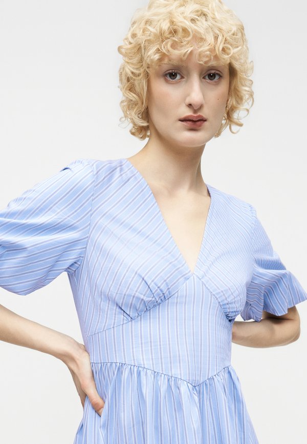 Vero Moda VMFRIBA CALF DRESS