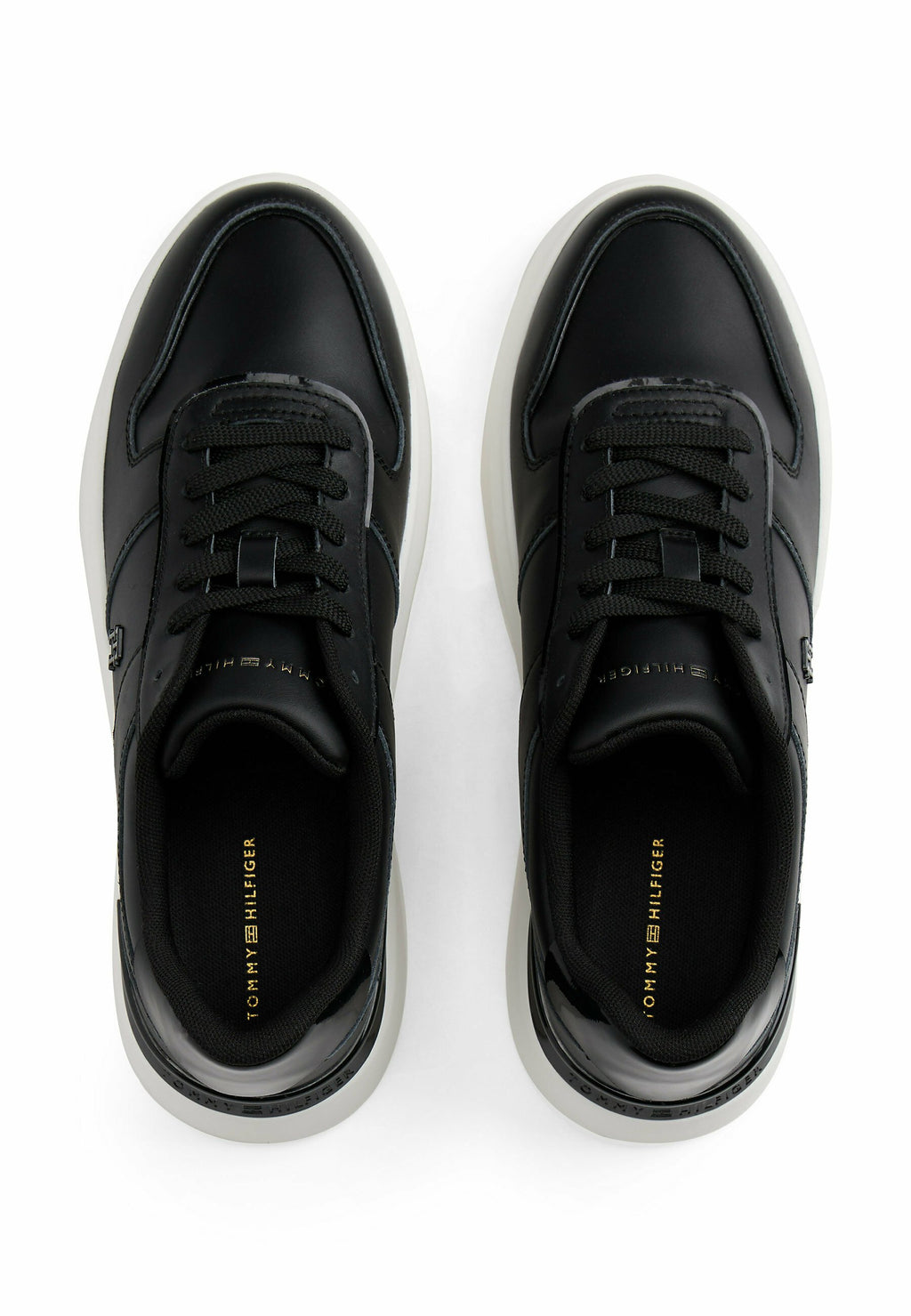 SNEAKER Media 4