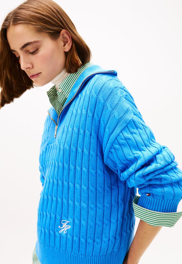Tommy Hilfiger RELAXED CABLE KNIT HALF-ZIP JUMPER
