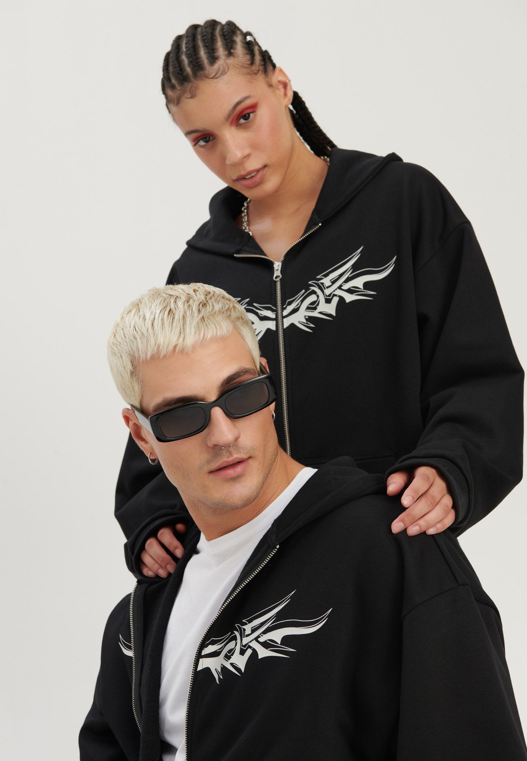 YOURTURN UNISEX RELAXED FIT ZIP-UP HOODIE