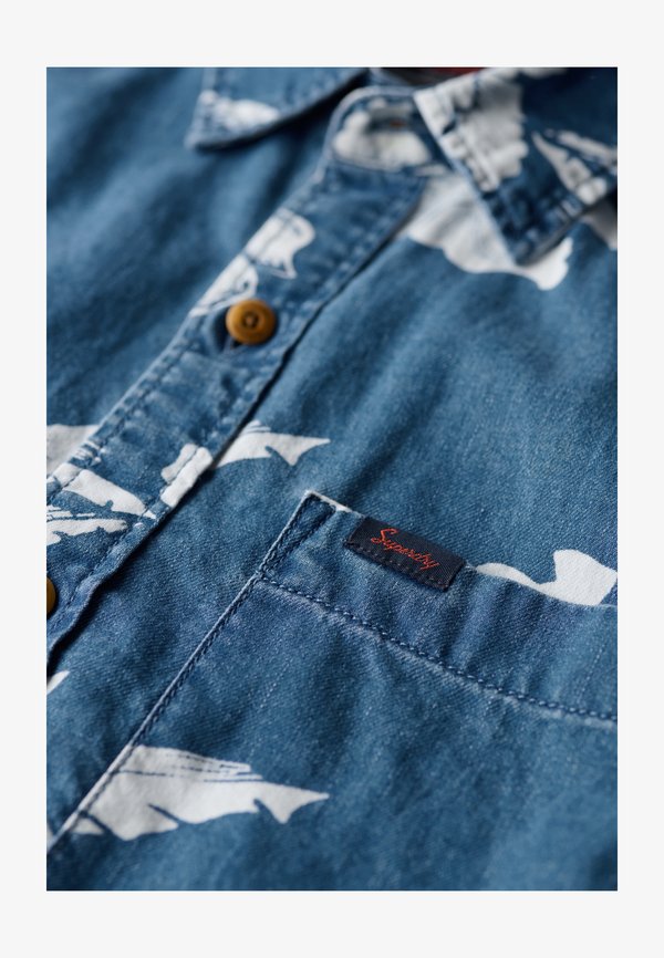 Superdry & Co VINTAGE LOOM SHORT SLEEVE - Shirt - chrissy indigo rinse