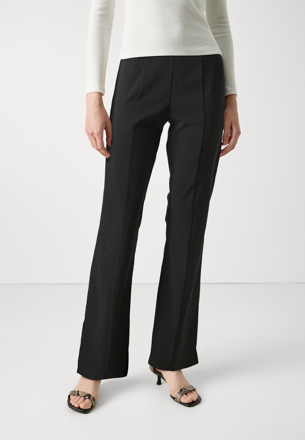 ONLY ONLFIONA FLARED SLIT PANT