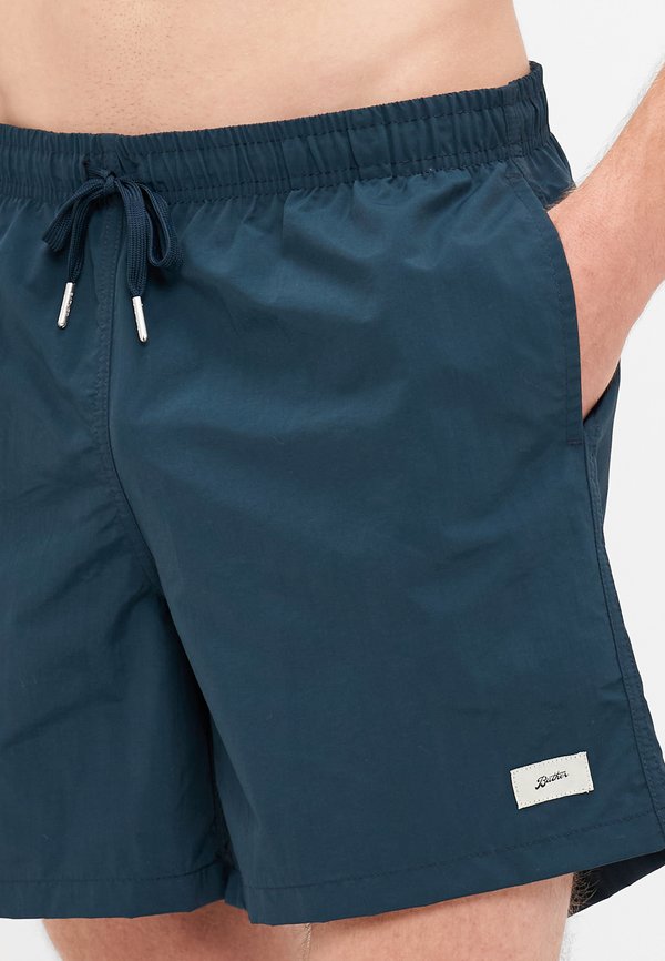 Bather SOLID