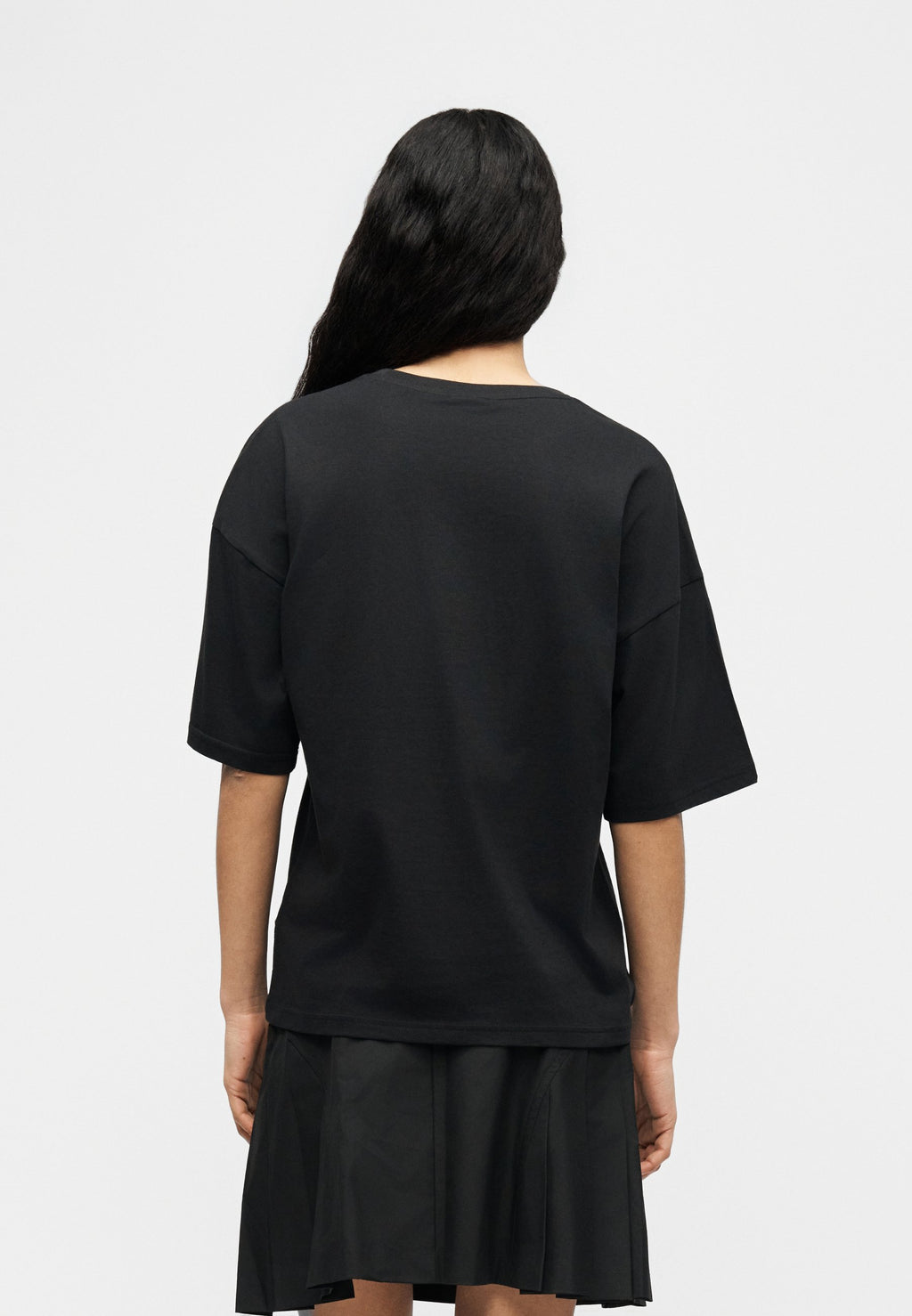 Puma ESS GRAPHICS LEO LUXE BEDAZZLED TEE
