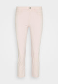 5 POCKET CAPRI Media 1
