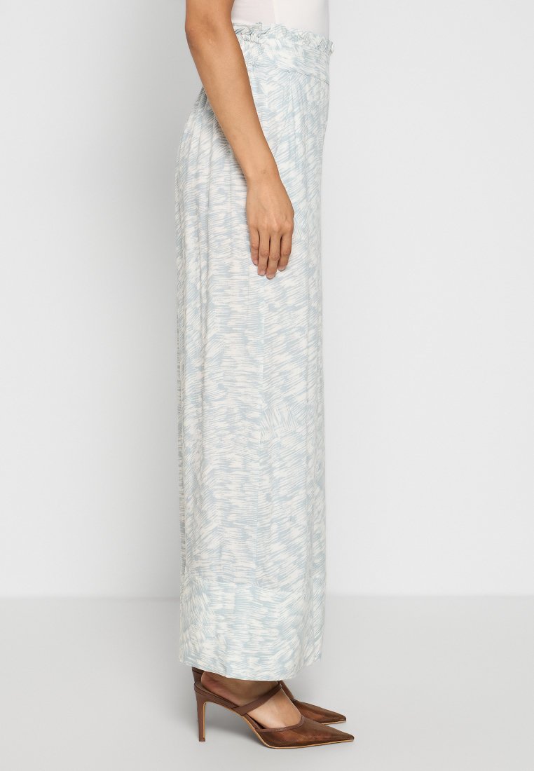 Soaked in Luxury SLARJANA ZAYA PANTS