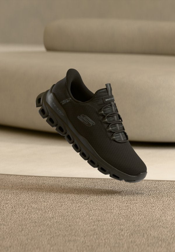 Skechers GLIDE STEP - Trainers - black