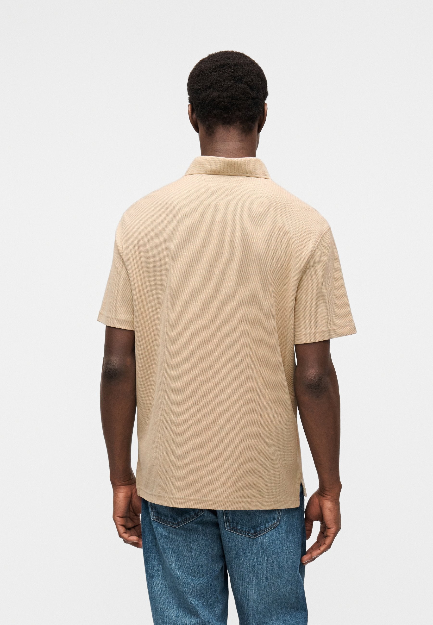 CLASSIC FIT KNIT COLLAR POLO SHIRT Media 4
